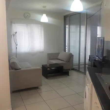 Villa A Cheerful In A Popular Area Nicosia